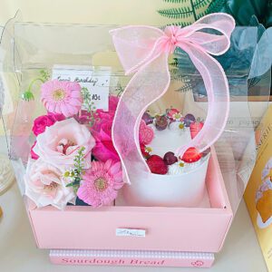 Set Bánh Kem Và Hoa Tươi BH03 3 Set Bánh Kem Và Hoa Tươi - Tiệm bánh Lily