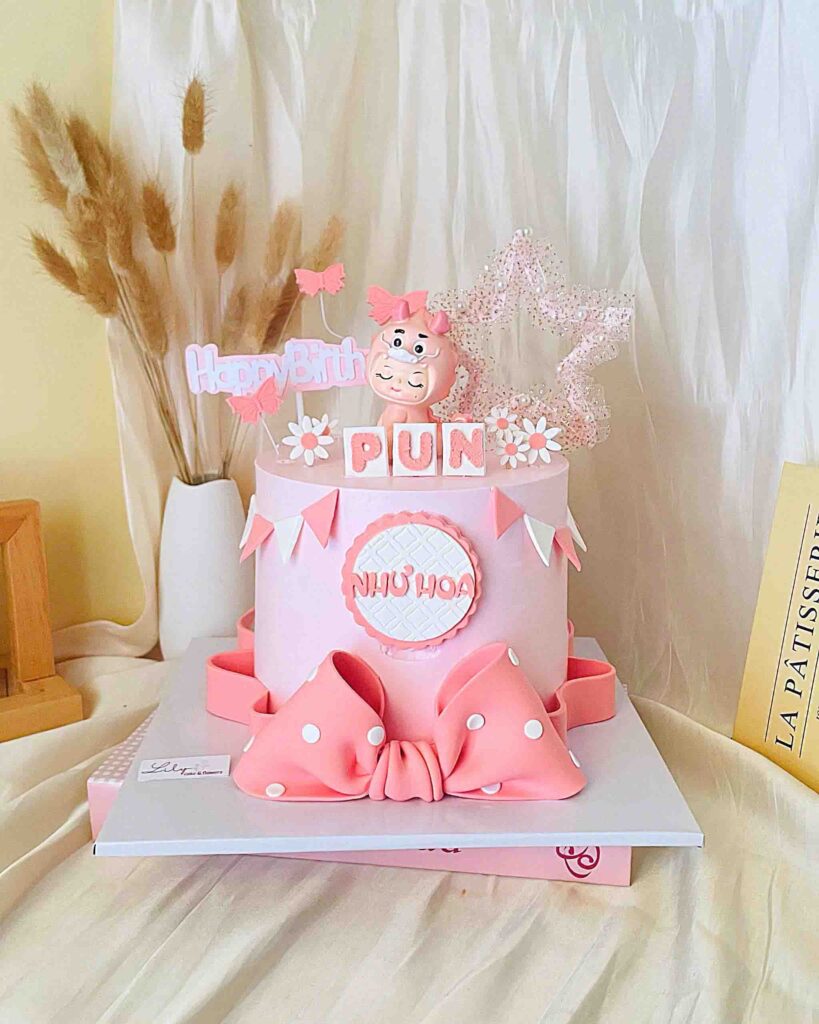 10+ Mẫu Bánh Thôi Nôi Tuổi Rồng Dành Cho Bé Trai Và Bé Gái 8 Bánh kem thôi nôi cho bé gái